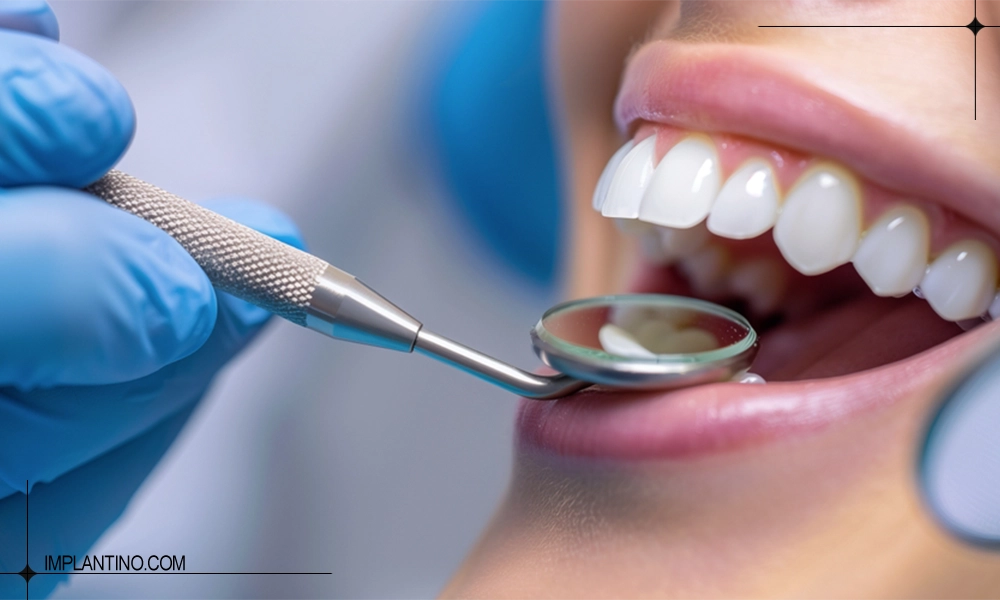 چک کردن بهداشت دهان و دندان توسط پزشک